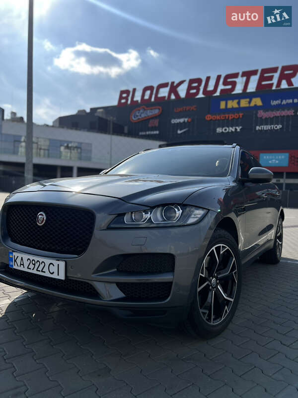 Позашляховик / Кросовер Jaguar F-Pace 2016 в Києві