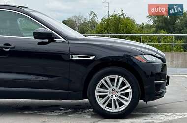 Позашляховик / Кросовер Jaguar F-Pace 2017 в 