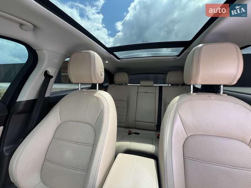 Позашляховик / Кросовер Jaguar F-Pace 2016 в Хмельницькому фото 16 Позашляховик / Кросовер Jaguar F-Pace 2016 в Хмельницькому