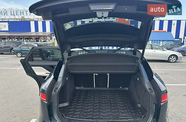 Позашляховик / Кросовер Jaguar F-Pace 2016 в 