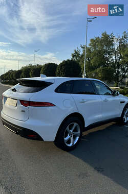 Внедорожник / Кроссовер Jaguar F-Pace 2018 в 