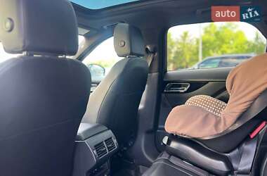 Позашляховик / Кросовер Jaguar F-Pace 2016 в 