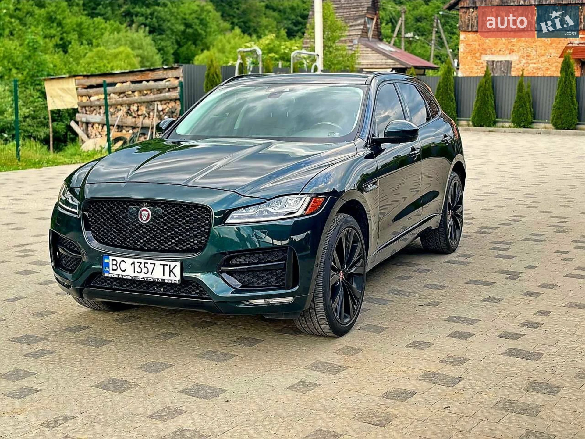 2016 Jaguar F-Pace - мініатюра 4