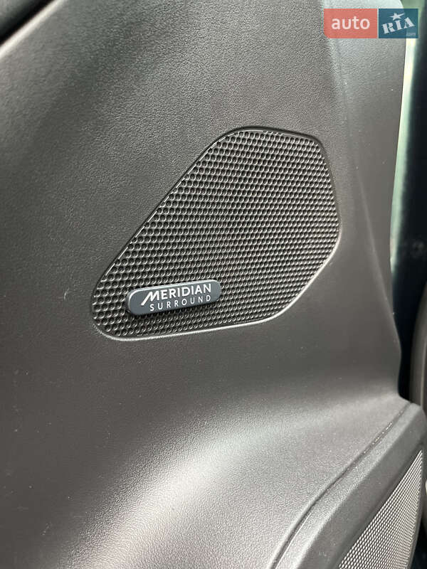 Позашляховик / Кросовер Jaguar F-Pace 2016 в Львові фото 37 Позашляховик / Кросовер Jaguar F-Pace 2016 в Львові