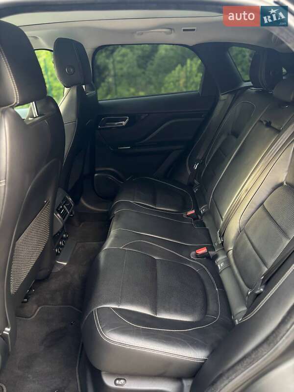 Позашляховик / Кросовер Jaguar F-Pace 2016 в Львові фото 29 Позашляховик / Кросовер Jaguar F-Pace 2016 в Львові