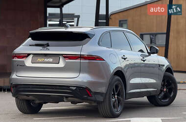 Внедорожник / Кроссовер Jaguar F-Pace 2023 в 