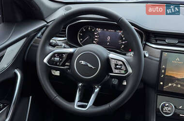 Внедорожник / Кроссовер Jaguar F-Pace 2023 в 