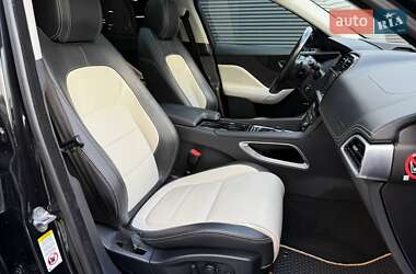 Внедорожник / Кроссовер Jaguar F-Pace 2016 в 