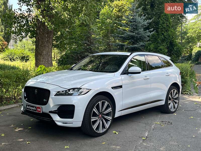 Внедорожник / Кроссовер Jaguar F-Pace 2018 в 