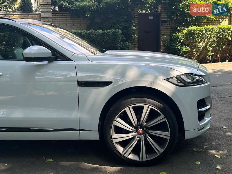 Позашляховик / Кросовер Jaguar F-Pace 2018 в Києві