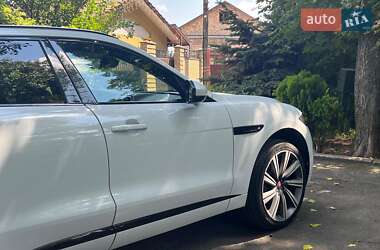 Внедорожник / Кроссовер Jaguar F-Pace 2018 в 