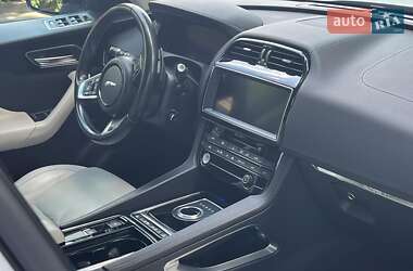 Внедорожник / Кроссовер Jaguar F-Pace 2018 в 