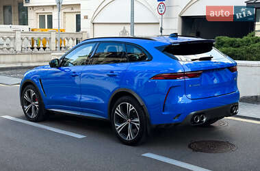 Внедорожник / Кроссовер Jaguar F-Pace 2021 в 