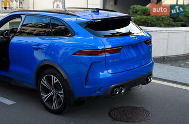 Внедорожник / Кроссовер Jaguar F-Pace 2021 в 