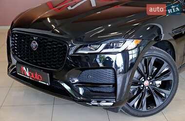 Внедорожник / Кроссовер Jaguar F-Pace 2021 в 