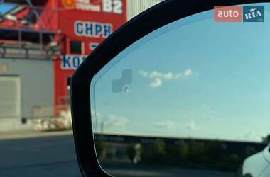 Внедорожник / Кроссовер Jaguar F-Pace 2017 в 