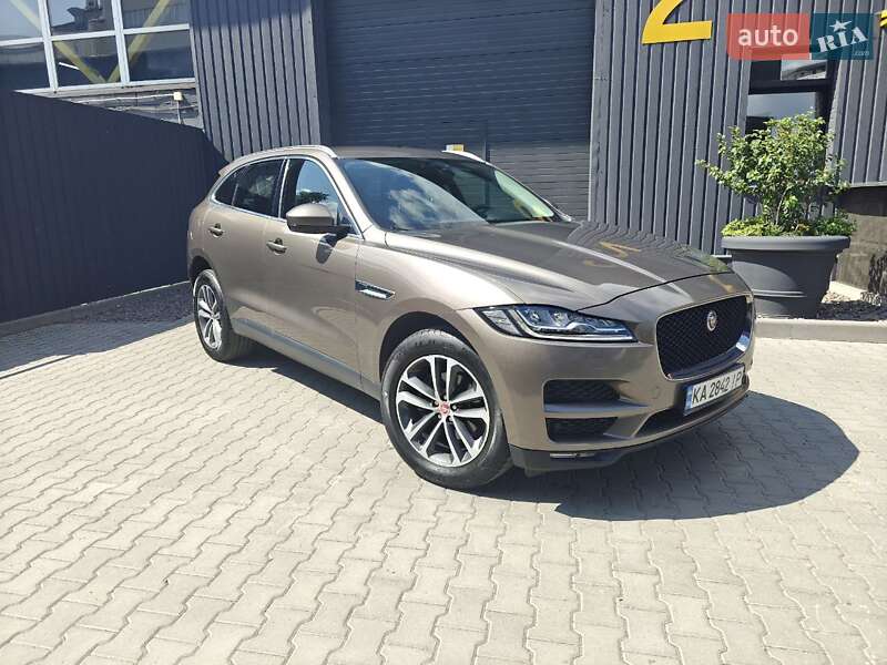 Jaguar F-Pace 2016