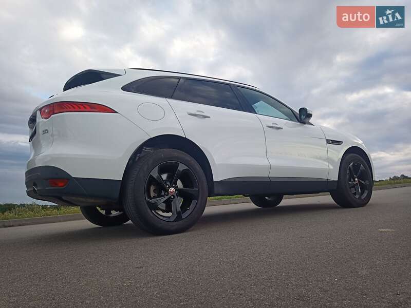 Внедорожник / Кроссовер Jaguar F-Pace 2020 в 