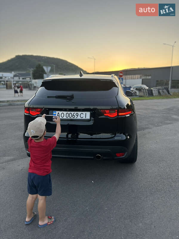 Внедорожник / Кроссовер Jaguar F-Pace 2017 в Мукачево