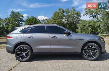 Внедорожник / Кроссовер Jaguar F-Pace 2019 в 