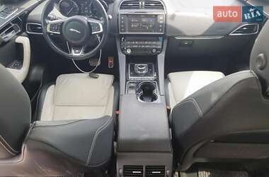 Внедорожник / Кроссовер Jaguar F-Pace 2017 в 