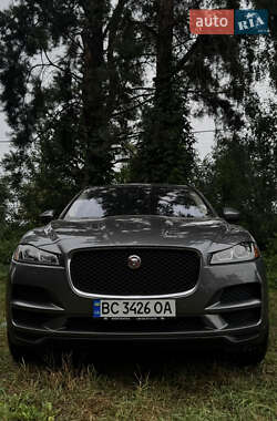Внедорожник / Кроссовер Jaguar F-Pace 2018 в 