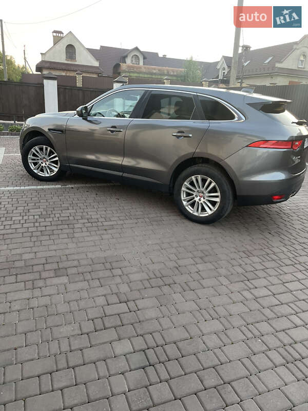 Внедорожник / Кроссовер Jaguar F-Pace 2016 в Ковеле