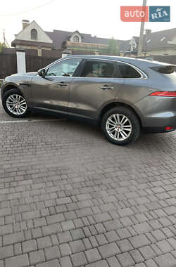 Позашляховик / Кросовер Jaguar F-Pace 2016 в 