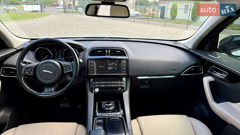 Позашляховик / Кросовер Jaguar F-Pace 2017 в Білій Церкві