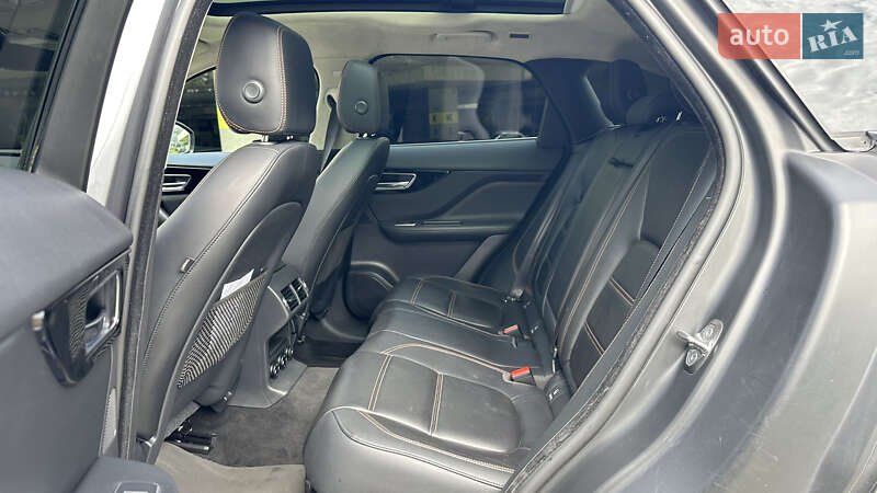 Позашляховик / Кросовер Jaguar F-Pace 2019 в Львові