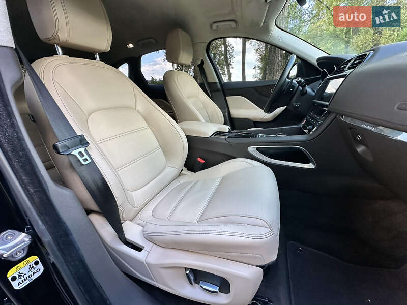 Позашляховик / Кросовер Jaguar F-Pace 2020 в Києві фото 11 Позашляховик / Кросовер Jaguar F-Pace 2020 в Києві