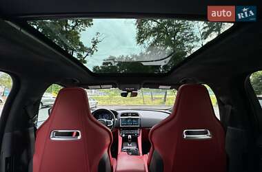 Внедорожник / Кроссовер Jaguar F-Pace 2019 в 