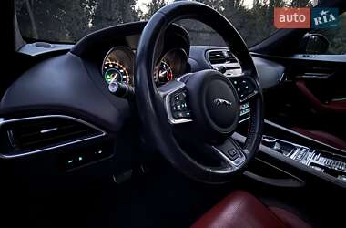 Внедорожник / Кроссовер Jaguar F-Pace 2018 в 