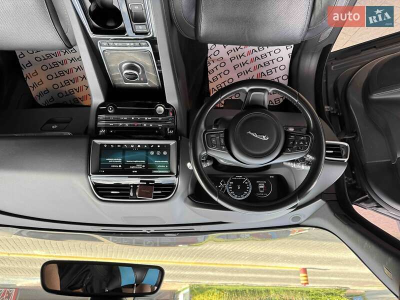 Внедорожник / Кроссовер Jaguar F-Pace 2016 в Львове фото 39 Внедорожник / Кроссовер Jaguar F-Pace 2016 в Львове