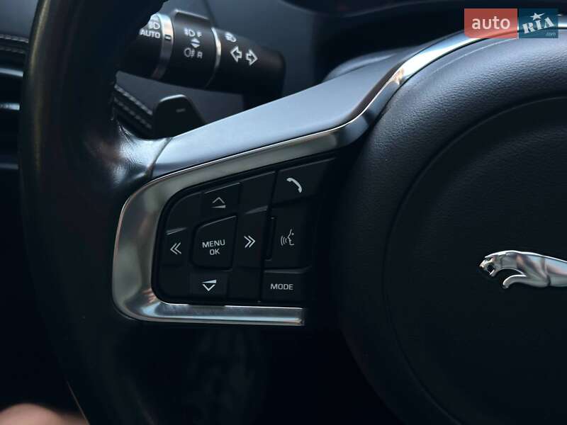 Внедорожник / Кроссовер Jaguar F-Pace 2016 в Одессе фото 30 Внедорожник / Кроссовер Jaguar F-Pace 2016 в Одессе