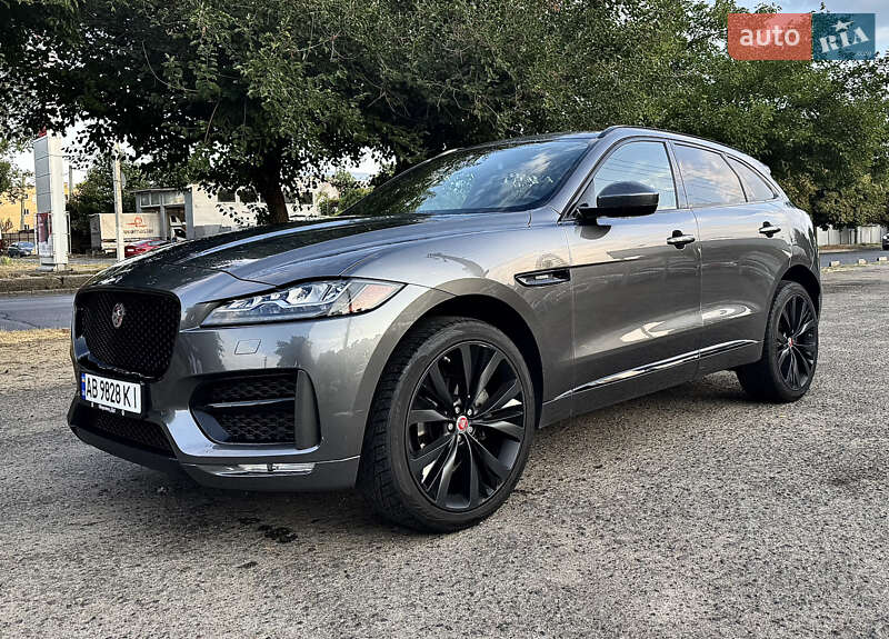 Внедорожник / Кроссовер Jaguar F-Pace 2018 в 