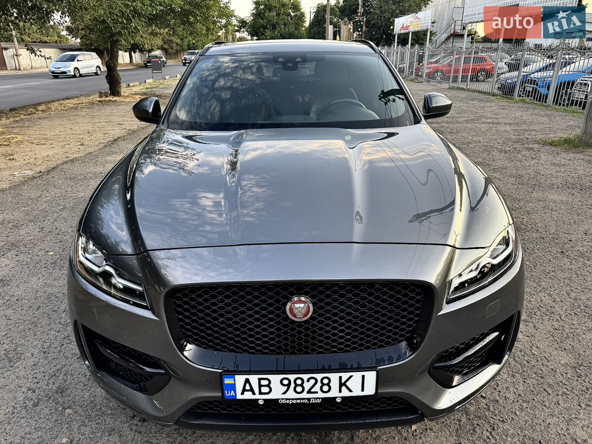 2018 Jaguar F-Pace - мініатюра 3
