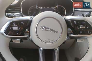 Внедорожник / Кроссовер Jaguar F-Pace 2022 в 