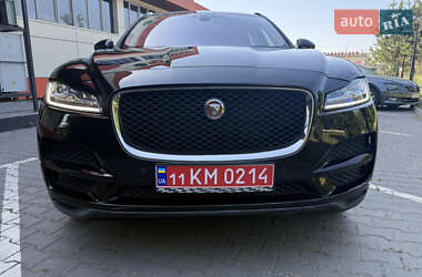 Внедорожник / Кроссовер Jaguar F-Pace 2017 в 