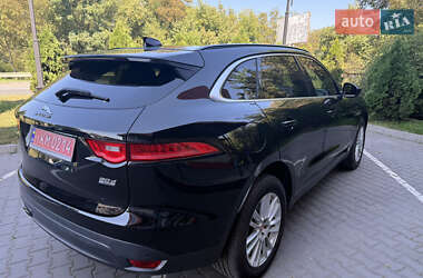 Внедорожник / Кроссовер Jaguar F-Pace 2017 в 