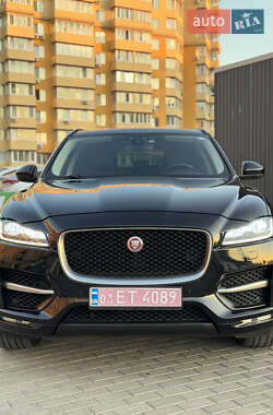 Внедорожник / Кроссовер Jaguar F-Pace 2017 в 