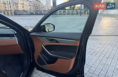 Позашляховик / Кросовер Jaguar F-Pace 2023 в 