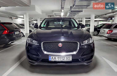 Позашляховик / Кросовер Jaguar F-Pace 2017 в 