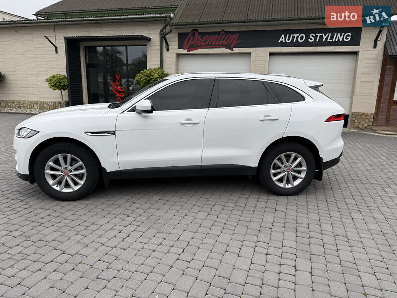 Позашляховик / Кросовер Jaguar F-Pace 2017 в Івано-Франківську