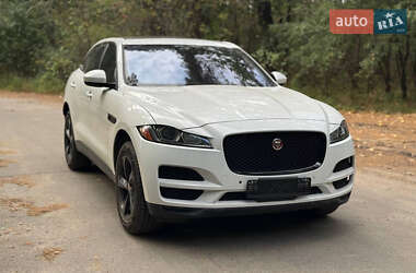 Внедорожник / Кроссовер Jaguar F-Pace 2020 в 