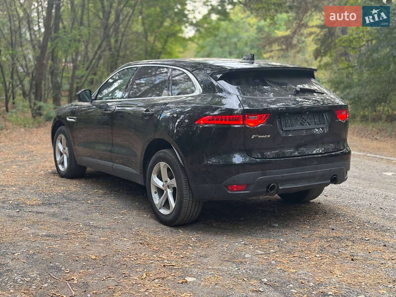 Позашляховик / Кросовер Jaguar F-Pace 2020 в Києві