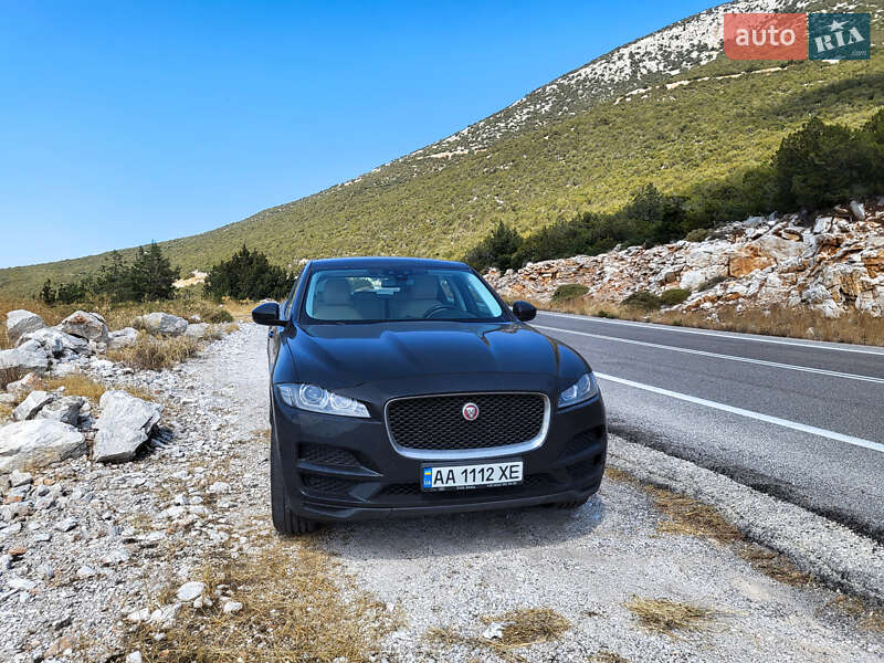 Позашляховик / Кросовер Jaguar F-Pace 2017 в 