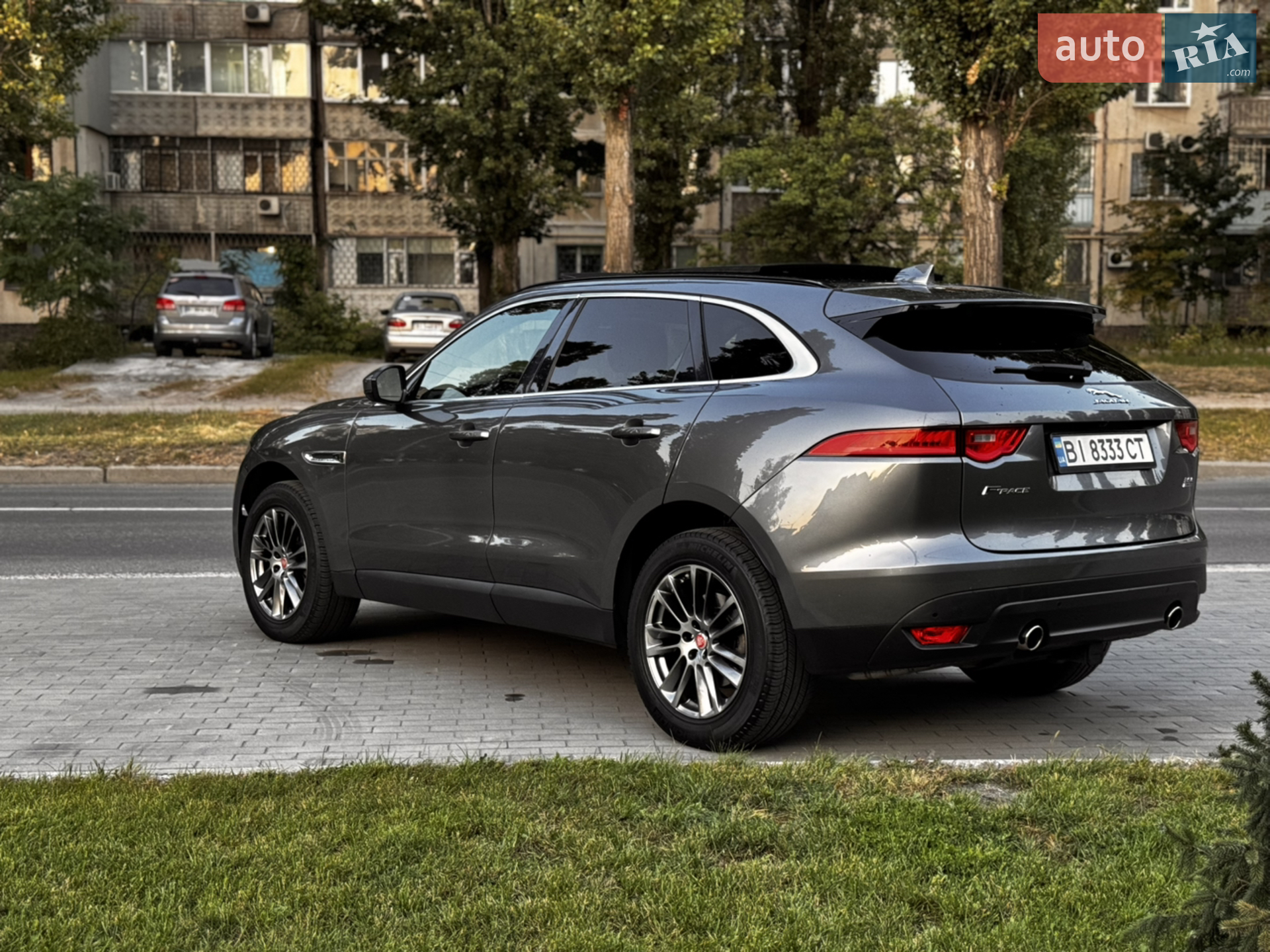 2017 Jaguar F-Pace - мініатюра 11