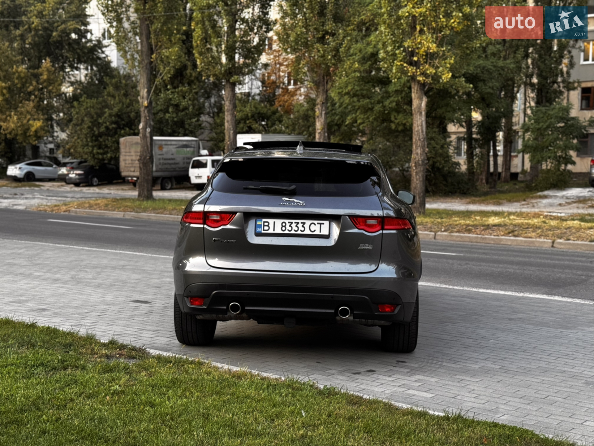 2017 Jaguar F-Pace - мініатюра 13