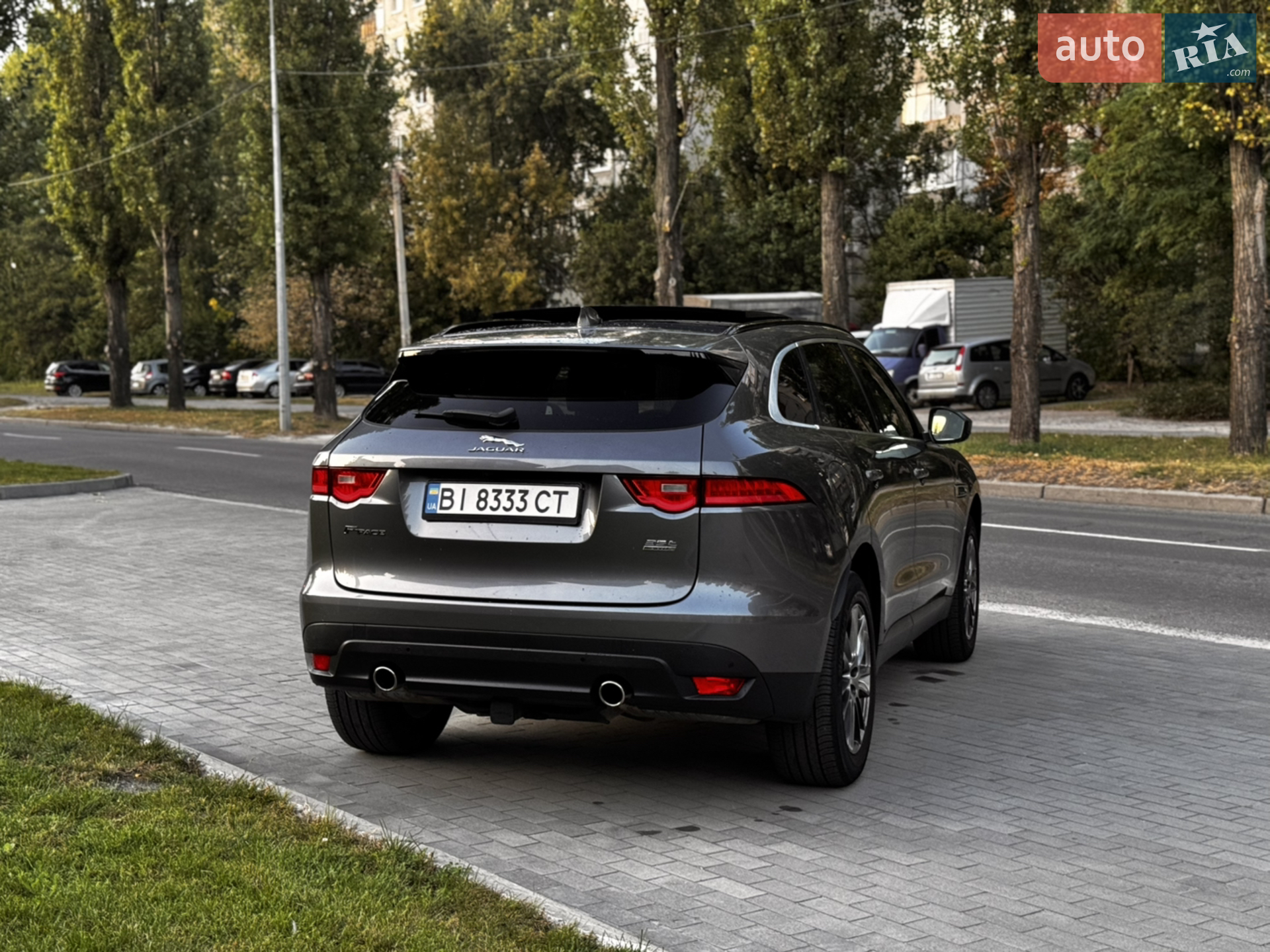 2017 Jaguar F-Pace - мініатюра 14